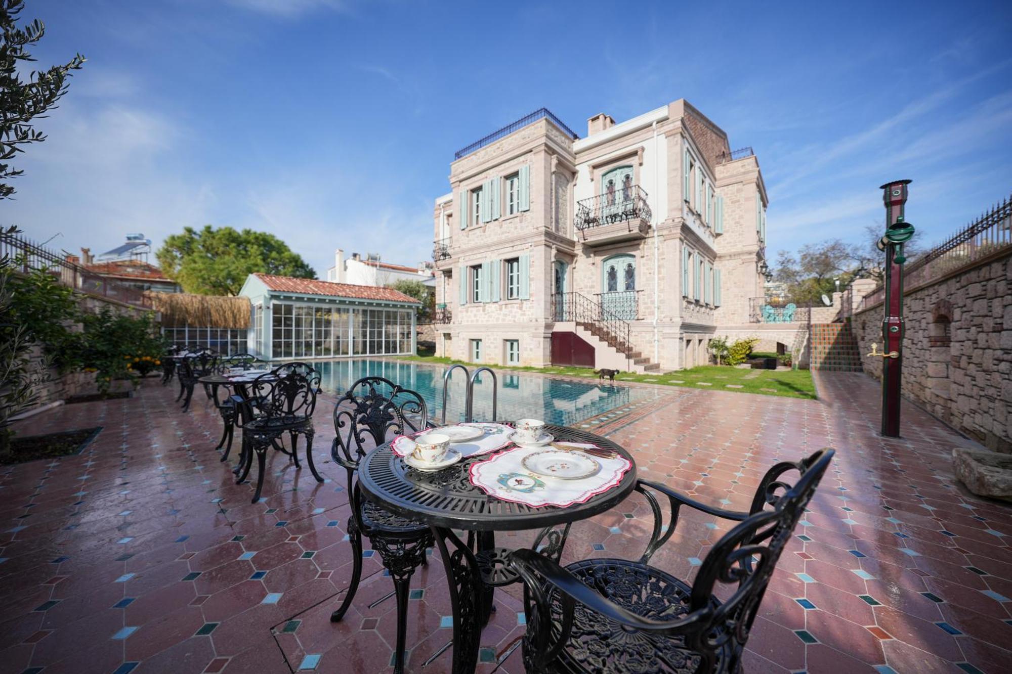 Naz Su Cunda Hotel Bagian luar foto